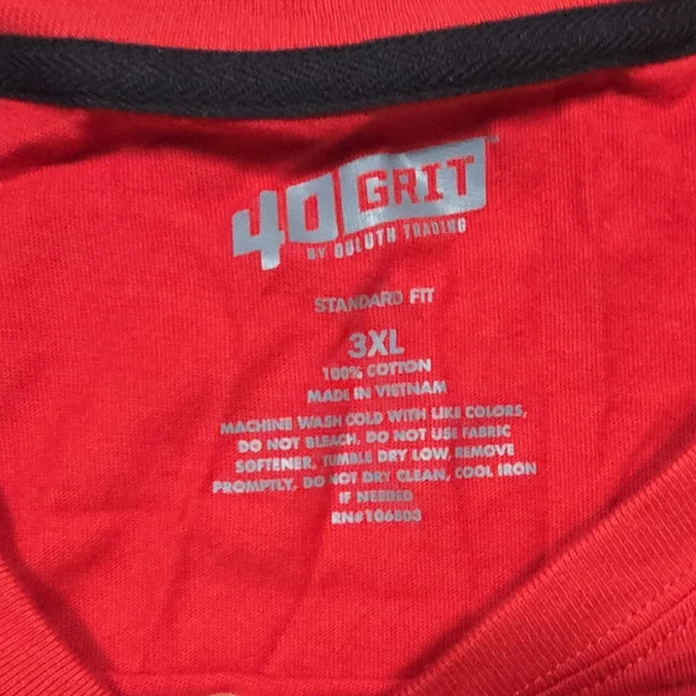 40 Grit Red Men's Short Sleeve Tee